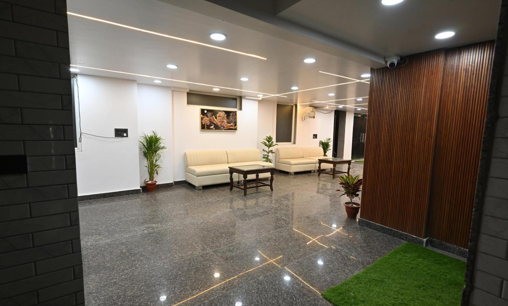 Hotel Down Town Paschim Vihar デリー エクステリア 写真